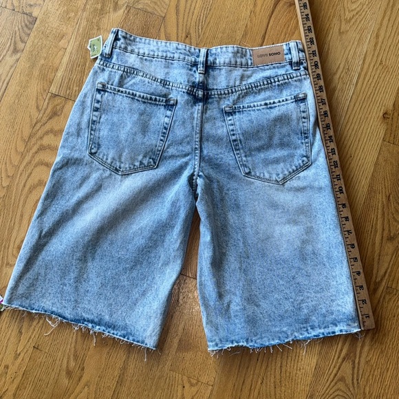 Classic Blue Denim Women's Jeans wide cut - Picture 5 of 7